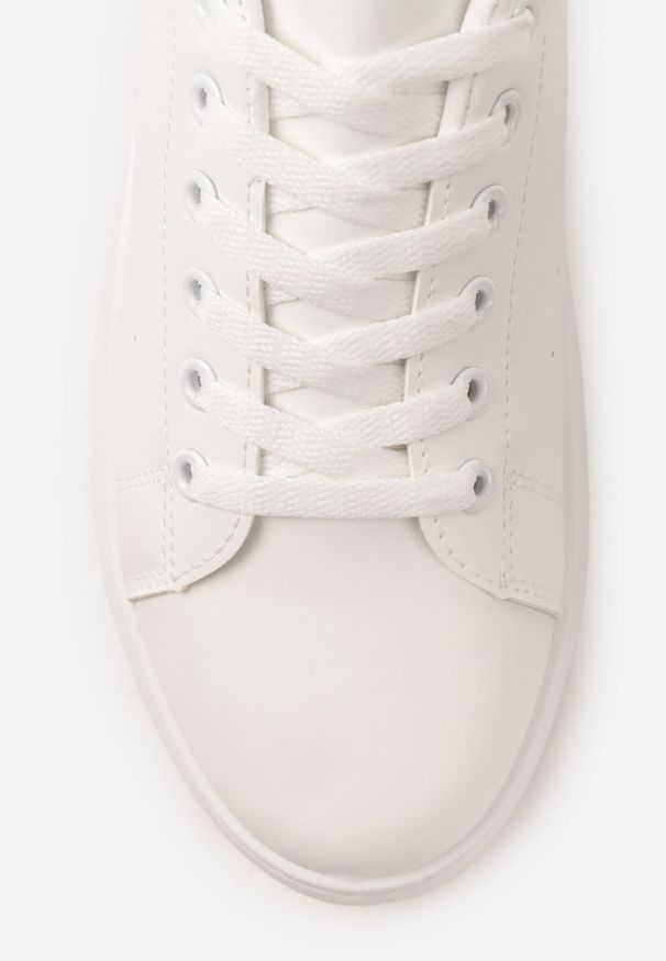 Born2be - Biało-Czarne Sznurowane Sneakersy o Klasycznym Fasonie na Grubej Podeszwie Cataria. Okazja: na co dzień, na spotkanie biznesowe. Zapięcie: sznurówki. Kolor: biały. Materiał: jeans, bawełna