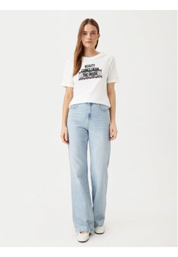 JDY T-Shirt Nina 15342612 Biały Loose Fit. Kolor: biały. Materiał: bawełna