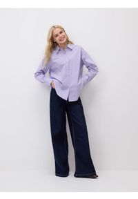 Reserved - Koszula w paski - lawendowy. Kolor: fioletowy. Materiał: bawełna, tkanina. Wzór: paski #1