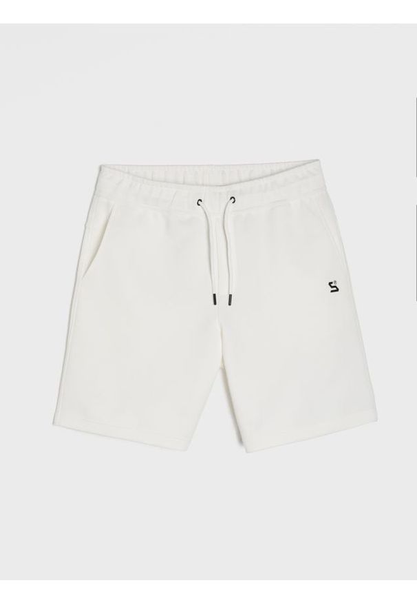 Sinsay - Bawełniane szorty - biały. Kolor: biały. Materiał: bawełna