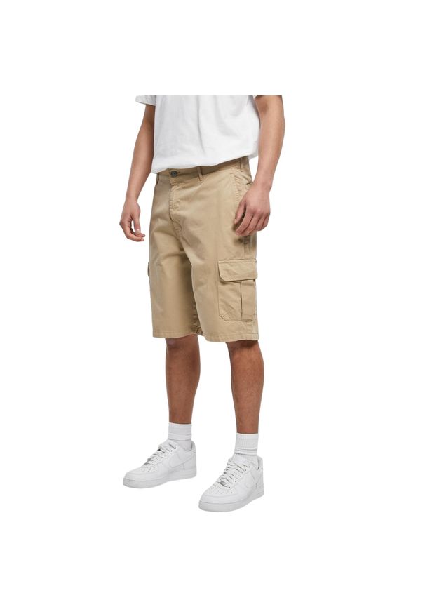 Szorty bermudzkie cargo Urban Classics Big. Kolor: beżowy. Długość: krótkie. Sezon: lato