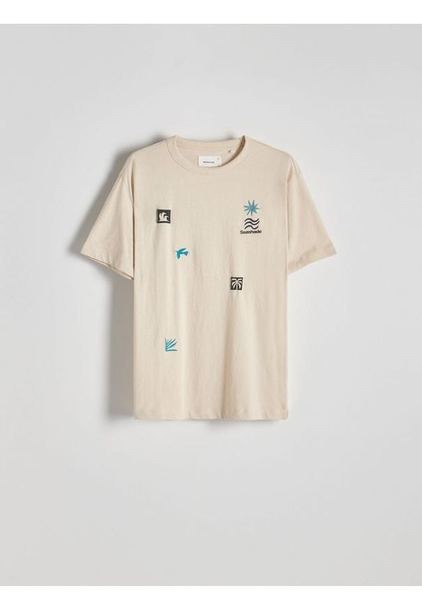 Reserved - T-shirt comfort z nadrukiem - beżowy. Kolor: beżowy. Materiał: bawełna, dzianina. Wzór: nadruk