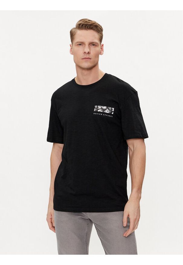 Jack & Jones - Jack&Jones T-Shirt Guru 12249187 Czarny Relaxed Fit. Kolor: czarny. Materiał: bawełna