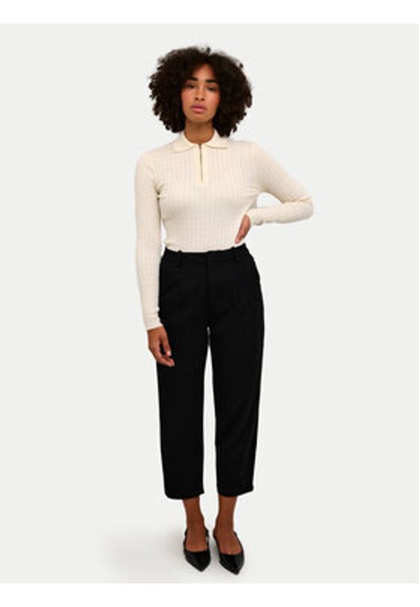 Kaffe Sweter Flora 10508952 Beżowy Slim Fit. Kolor: beżowy. Materiał: bawełna