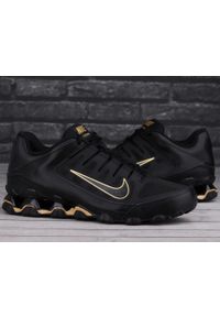 Buty męskie sportowe Nike REAX 8 TR MESH. Kolor: żółty, wielokolorowy, czarny. Materiał: mesh