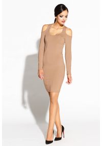 Dursi - Kamelowa Ołówkowa Sukienka z Wyciętymi Ramionami. Materiał: elastan, wiskoza, poliamid. Typ sukienki: ołówkowe #1