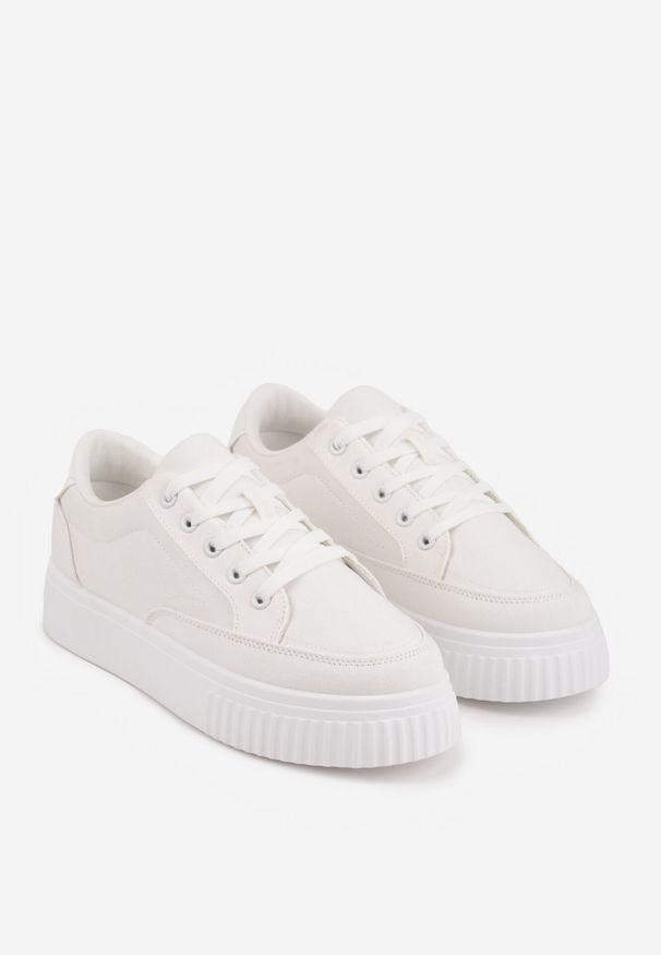 Born2be - Białe Sneakersy na Grubej Podeszwie z Tłoczeniem Larviona. Okazja: na co dzień. Kolor: biały. Materiał: jeans