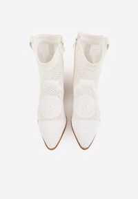 Born2be - Białe Ażurowe Botki Kowbojki z Haftem na Niskim Obcasie Typu Stożek Bertolina. Okazja: na co dzień. Kolor: biały. Materiał: jeans. Wzór: ażurowy, haft. Obcas: na obcasie. Styl: casual, klasyczny, wizytowy. Wysokość obcasa: niski #5