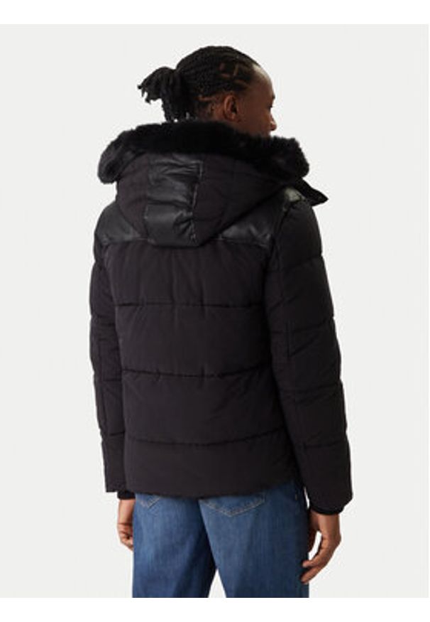 Guess Kurtka zimowa M5BL2A W2202 Czarny Regular Fit. Kolor: czarny. Materiał: syntetyk. Sezon: zima