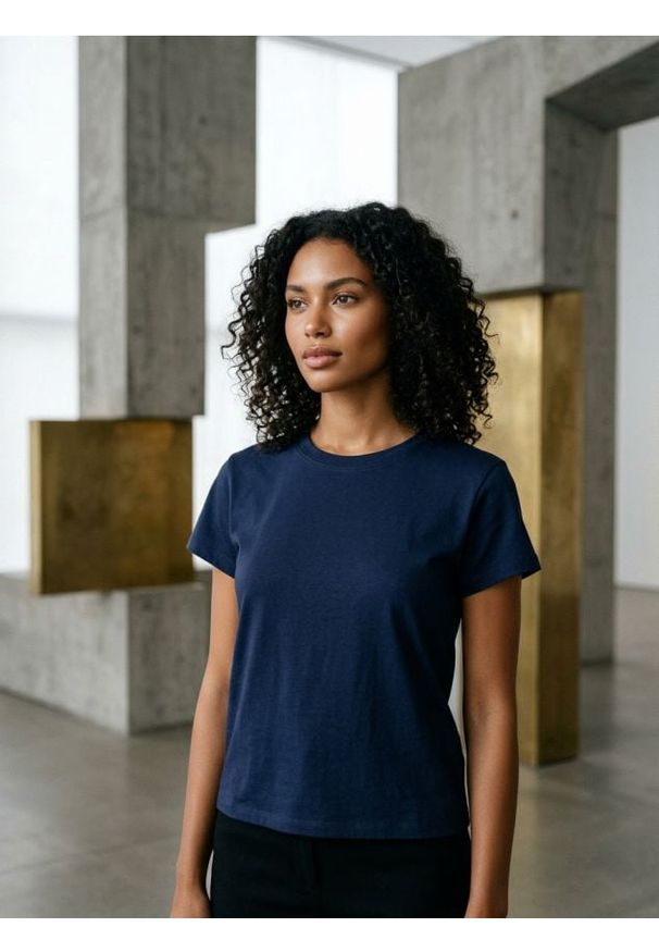 Sinsay - Bawełniana koszulka z gęstego splotu Interlock - granatowy. Kolor: niebieski. Materiał: bawełna. Wzór: ze splotem