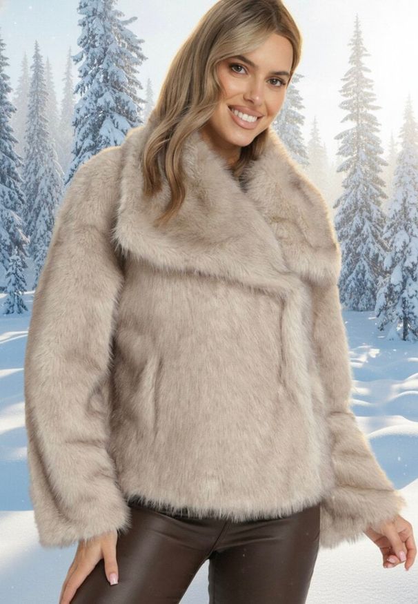 Born2be - Beżowa Futrzana Kurtka z Szerokim Kołnierzem Merionnie. Kolor: beżowy. Materiał: futro. Styl: elegancki
