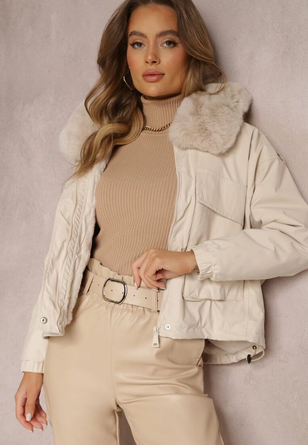 Renee - Jasnobeżowa Kurtka z Futerkiem Morgaia. Kolor: beżowy. Materiał: futro. Styl: klasyczny, elegancki