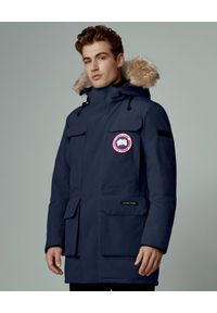 CANADA GOOSE - Granatowa parka Citadel. Kolor: niebieski. Materiał: futro, materiał. Długość rękawa: długi rękaw. Długość: długie. Wzór: aplikacja. Sezon: zima. Styl: sportowy #1