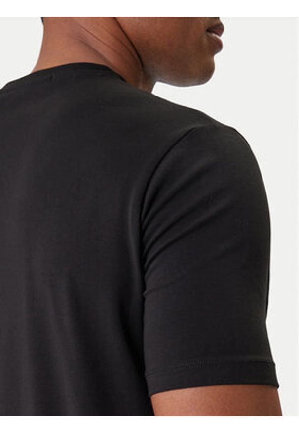 Karl Lagerfeld - KARL LAGERFELD T-Shirt 755780 561235 Czarny Regular Fit. Typ kołnierza: dekolt w karo. Kolor: czarny. Materiał: bawełna