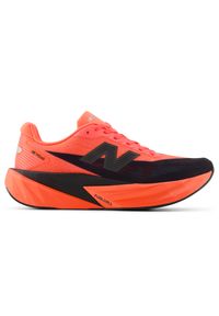 Buty męskie New Balance FuelCell Rebel v5 MFCXLA5 – czerwone. Kolor: czerwony. Materiał: guma, materiał, syntetyk. Szerokość cholewki: normalna. Wzór: geometria. Sport: bieganie, fitness