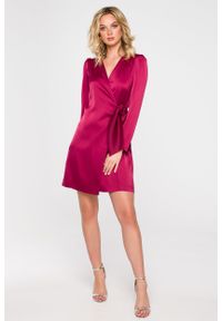 MOE - Kopertowa Sukienka z Połyskliwej Tkaniny - Bordowa. Kolor: czerwony. Materiał: tkanina. Typ sukienki: kopertowe #1