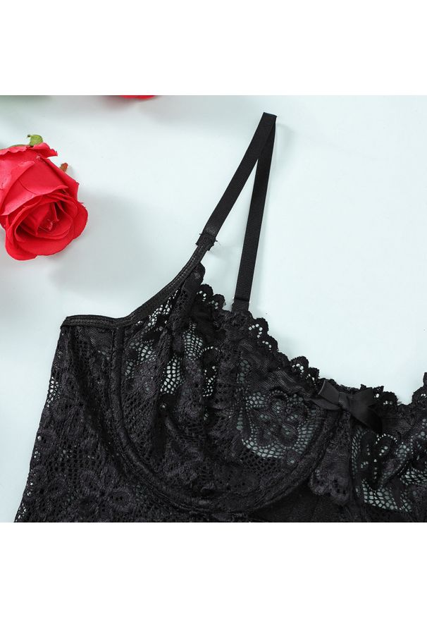 Intica - Gorsetowy zestaw bielizny z delikatnych materiałów Zephirine. Kolor: czerwony. Materiał: materiał