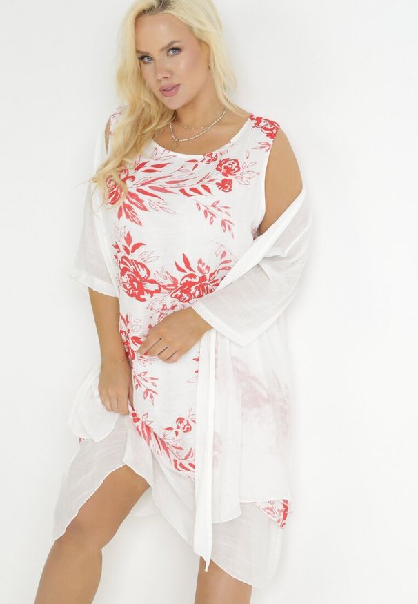 Born2be - Czerwono-Biała Trapezowa Sukienka Midi z Bawełny w Kwiaty i Narzutka Elephira. Kolor: biały. Materiał: bawełna. Długość rękawa: bez rękawów. Wzór: kwiaty. Typ sukienki: trapezowe. Długość: midi