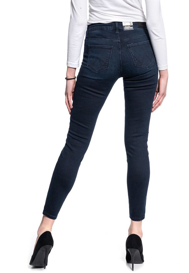 Wrangler - SPODNIE DAMSKIE WRANGLER SKINNY SOFT BLUE W28KJV51J 112128286