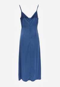 Born2be - Granatowa Sukienka Maxi na Ramiączkach z Głębokim Dekoltem Issabelle. Kolor: niebieski. Długość rękawa: na ramiączkach. Typ sukienki: kopertowe. Długość: maxi #4