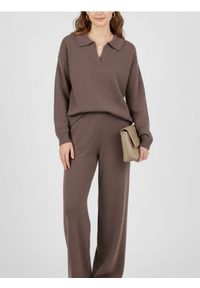 Sinsay - Gładki sweter z kołnierzem - beżowy. Kolor: beżowy. Wzór: gładki #1