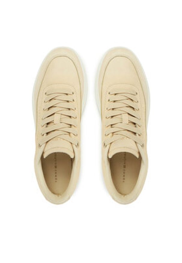 TOMMY HILFIGER - Tommy Hilfiger Sneakersy Modern Court Sneaker Nubuck FW0FW08462 Beżowy. Kolor: beżowy. Materiał: skóra