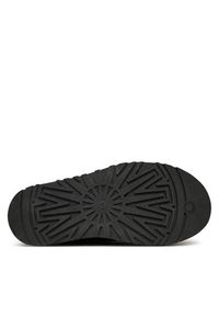 Ugg Śniegowce W Classic Mini Dipper 1168170 Czarny. Kolor: czarny. Materiał: zamsz, skóra