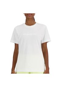 Koszulka New Balance WT41554WT - biała. Kolor: biały. Materiał: bawełna. Długość rękawa: krótki rękaw. Długość: krótkie