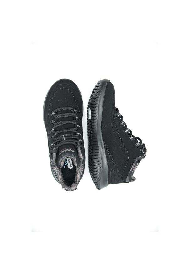 skechers - Buty do chodzenia dla dzieci Skechers Just Chill. Wysokość cholewki: za kostkę. Zapięcie: sznurówki. Kolor: czarny. Materiał: tkanina, skóra, materiał. Szerokość cholewki: normalna. Sport: turystyka piesza