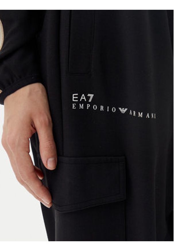 EA7 Emporio Armani Spodnie dresowe 7W000282 AF12501 UC001 Czarny Loose Fit. Kolor: czarny. Materiał: syntetyk