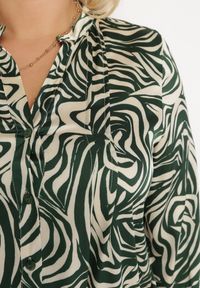 Born2be - Zielono-Beżowa Sukienka Mini z Falbanką i Abstrakcyjnym Wzorem Ovina. Kolor: zielony. Długość rękawa: długi rękaw. Długość: mini #6