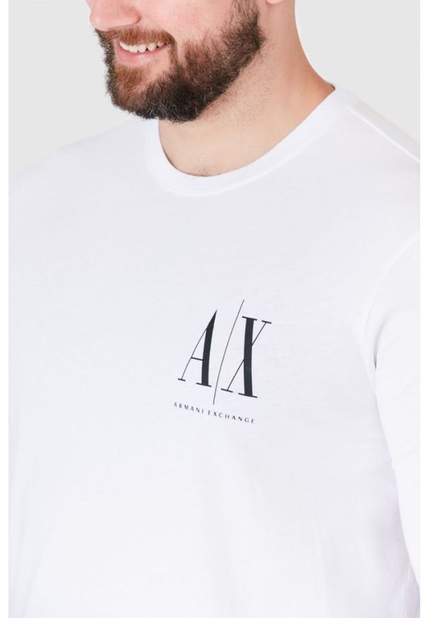 Armani Exchange - ARMANI EXCHANGE Biały longsleeve męski z małym logo, Rozmiar M. Kolor: biały. Materiał: prążkowany. Długość rękawa: długi rękaw
