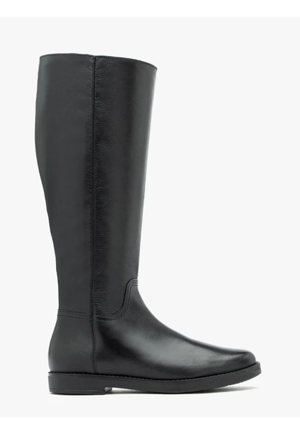 Ryłko - Czarne kozaki z szeroką cholewką. Okazja: na co dzień. Nosek buta: okrągły. Zapięcie: zamek. Kolor: czarny. Materiał: skóra. Szerokość cholewki: szeroka. Obcas: na obcasie. Styl: casual, klasyczny, street