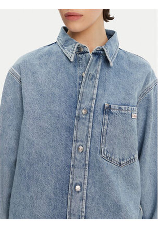 Calvin Klein Jeans Koszula jeansowa J20J225516 Niebieski Relaxed Fit. Kolor: niebieski. Materiał: bawełna