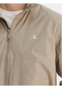 Calvin Klein Jeans Kurtka przejściowa Harrington LV04RF520G Brązowy Regular Fit. Kolor: brązowy. Materiał: syntetyk #5