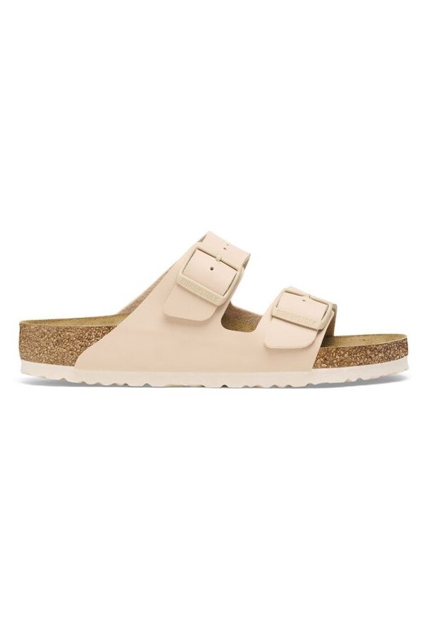 Birkenstock - BIRKENSTOCK ARIZONA BF NEW BEIGE Klapki damskie. Okazja: na co dzień. Kolor: beżowy. Materiał: materiał, skóra. Wzór: paski. Sezon: lato. Styl: elegancki, casual, klasyczny