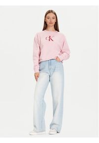 Calvin Klein Jeans Bluza Monologo LV047B234G Różowy Relaxed Fit. Kolor: różowy. Materiał: bawełna #4