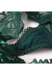 Intica - Stringi z koronkową gumką na co dzień Roswitha. Kolor: różowy. Materiał: koronka. Wzór: koronka #6