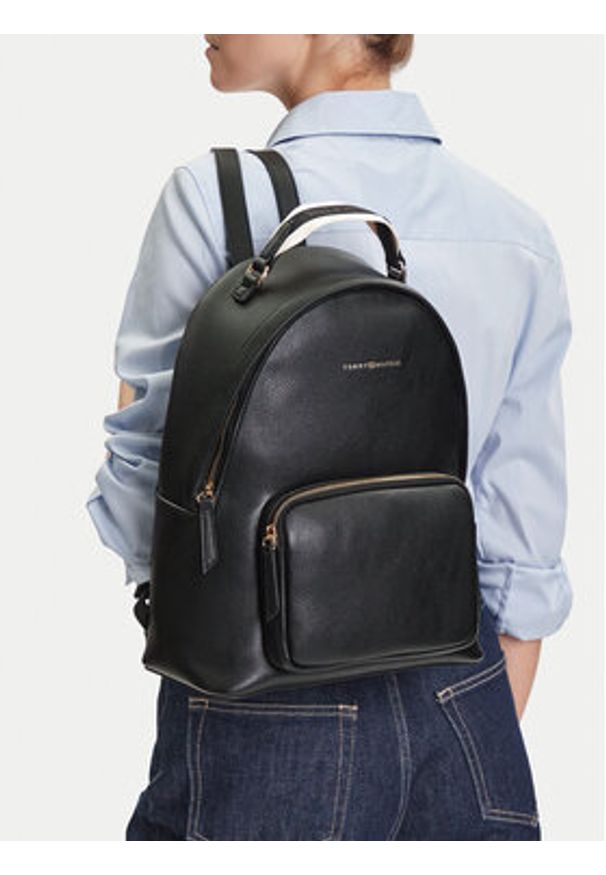 TOMMY HILFIGER - Tommy Hilfiger Plecak Th Logotape Backpack AW0AW17471 Czarny. Kolor: czarny. Materiał: skóra