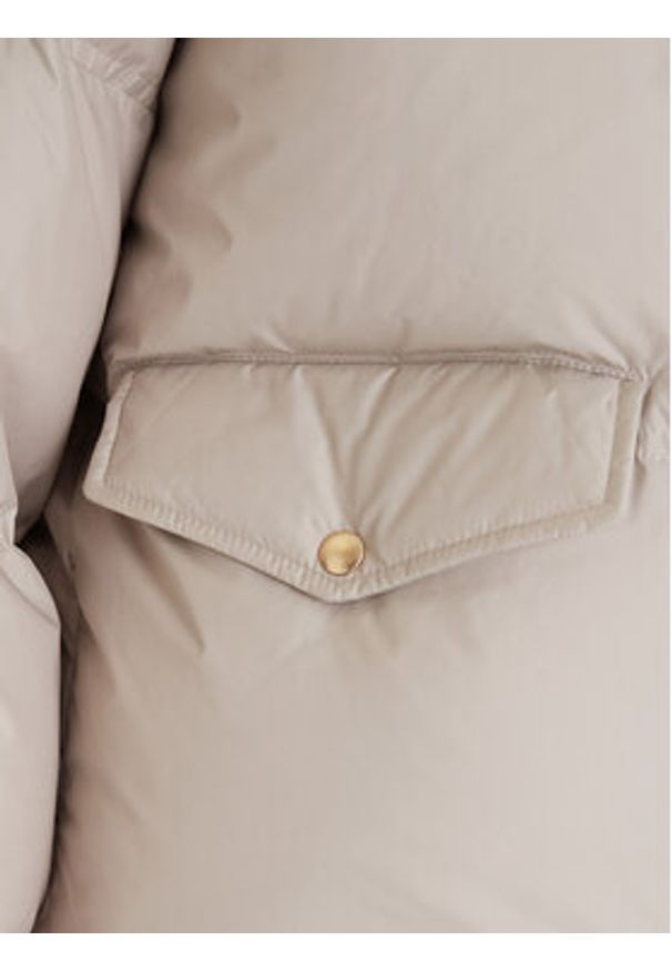 Marc O'Polo Kurtka puchowa 509 1119 70099 Écru Regular Fit. Typ kołnierza: polo. Materiał: syntetyk