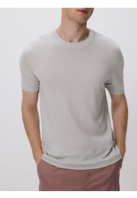 Reserved - T-shirt regular z lnem - jasnoszary. Kolor: szary. Materiał: len #1