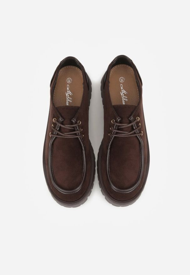 Born2be - Brązowe Sznurowane Półbuty Mokasyny w Żeglarskim Stylu Charnys. Okazja: na co dzień, na spacer. Kolor: brązowy. Materiał: jeans. Styl: klasyczny, casual