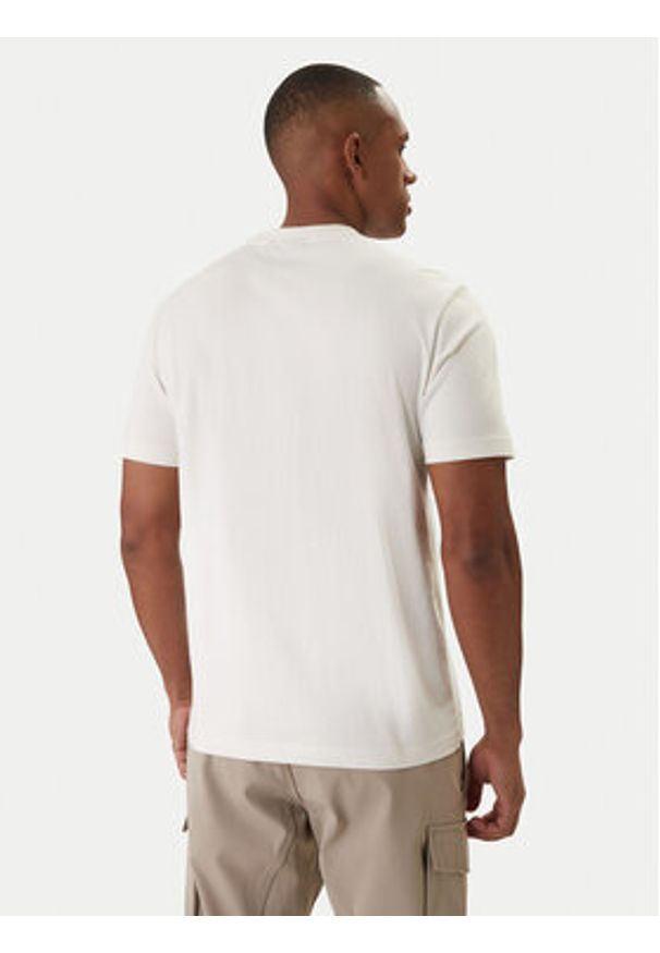 Napapijri T-Shirt S-Box Logo NP0A4IFL Écru Regular Fit. Kolor: kremowy. Materiał: bawełna