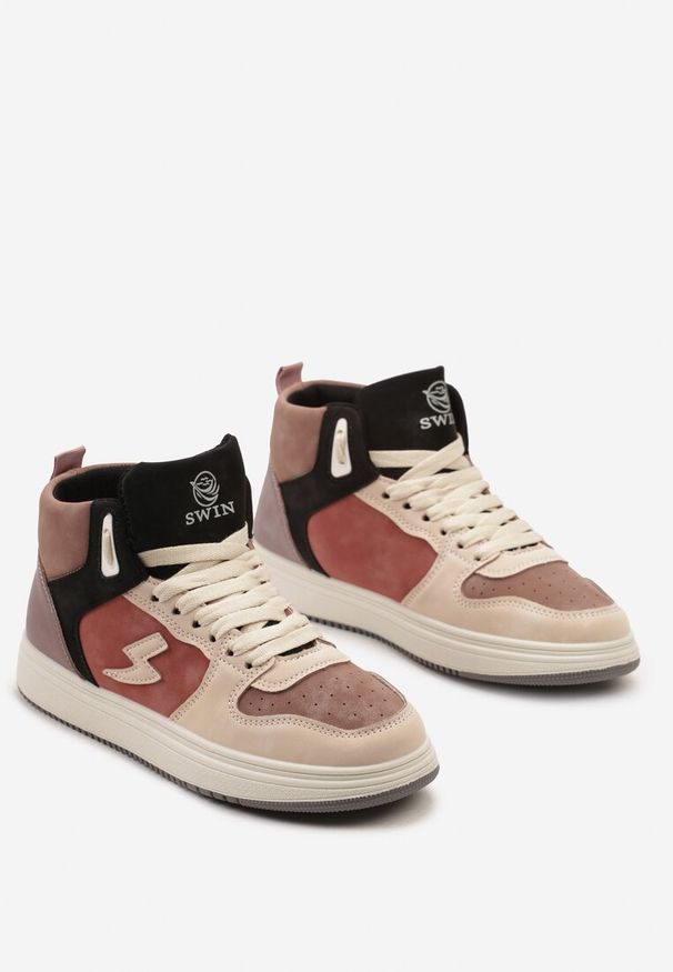 Renee - Różowo-Beżowe Sneakersy Aura. Nosek buta: okrągły. Zapięcie: sznurówki. Kolor: różowy. Obcas: na obcasie. Wysokość obcasa: niski