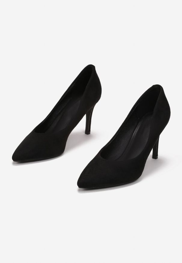 Renee - Czarne Czółenka Timothea. Wysokość cholewki: przed kostkę. Nosek buta: szpiczasty. Kolor: czarny. Szerokość cholewki: normalna. Wzór: aplikacja, gładki. Obcas: na obcasie. Styl: klasyczny, elegancki. Wysokość obcasa: średni