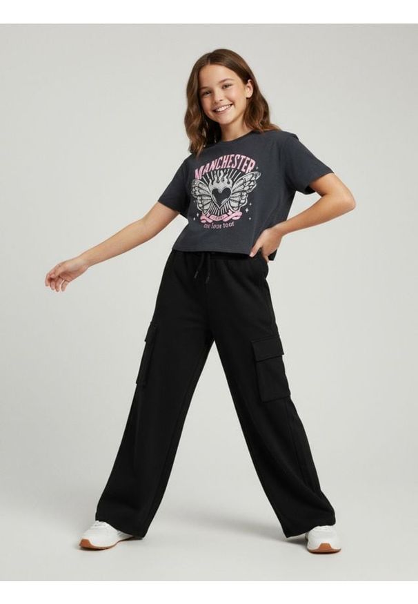 Sinsay - Spodnie wide leg - czarny. Kolor: czarny