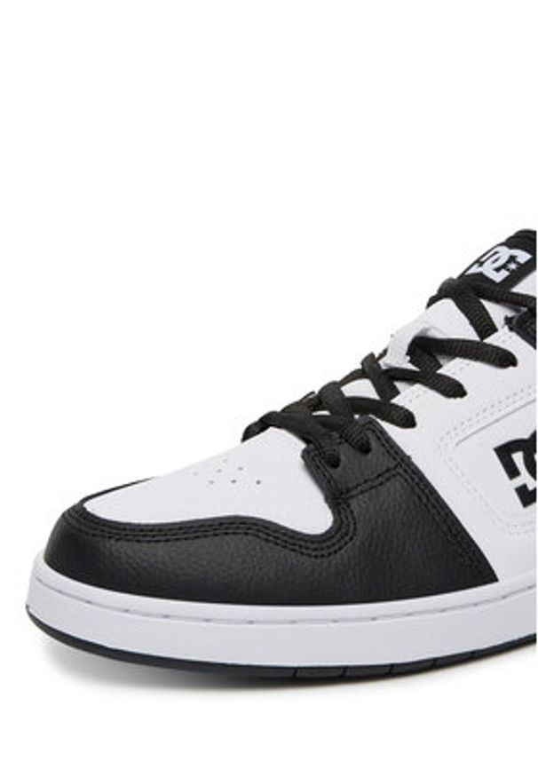 DC Sneakersy MANTECA 4 DC01732115 Biały. Kolor: biały. Materiał: skóra