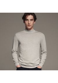 Reserved - Gładki sweter z półgolfem - Jasny szary. Kolor: szary. Wzór: gładki