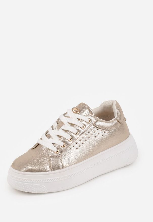 Renee - Złote Sneakersy VICES Ozdobione Gwiazdą i Błyszczącą Wstawką Oranatta. Okazja: na co dzień. Kolor: złoty. Materiał: jeans. Wzór: aplikacja