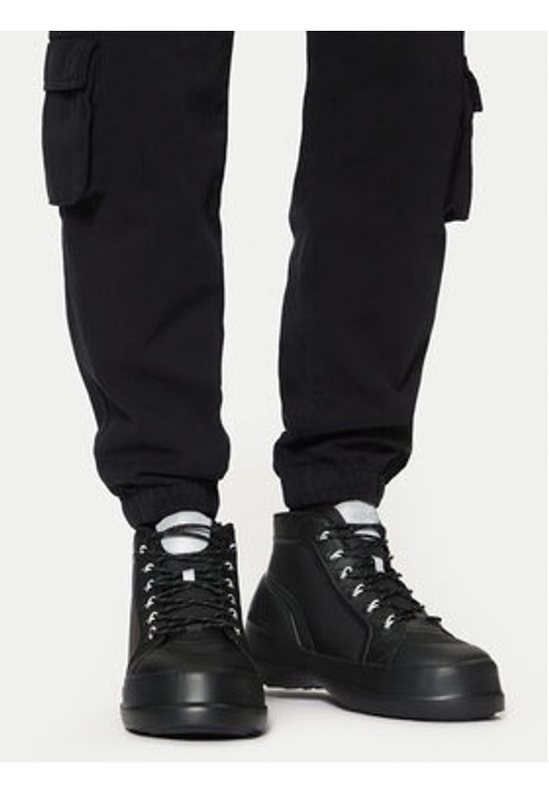 Moon Boot Śniegowce Luna Trek Mid Nylon 80D2480080 Czarny. Kolor: czarny. Materiał: materiał